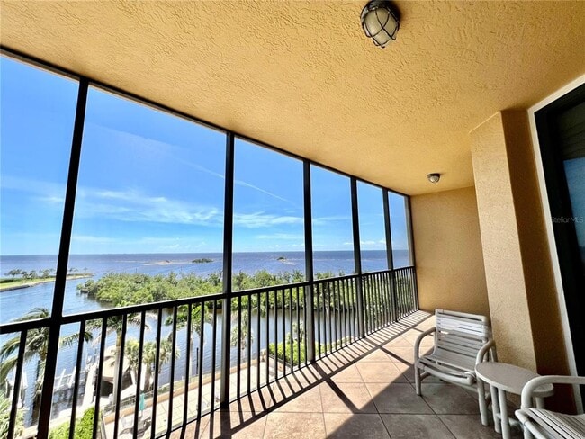Building Photo - 3321 Sunset Key Cir