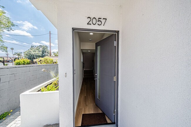 Building Photo - 2055 S Garth Ave