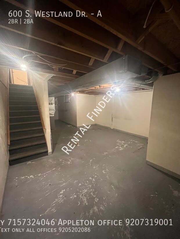 Building Photo - 600 S Westland Dr