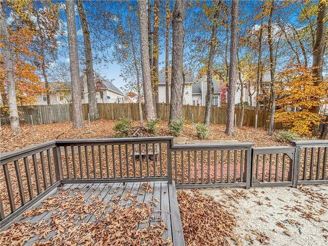 Building Photo - 5907 Brookside Dr SE