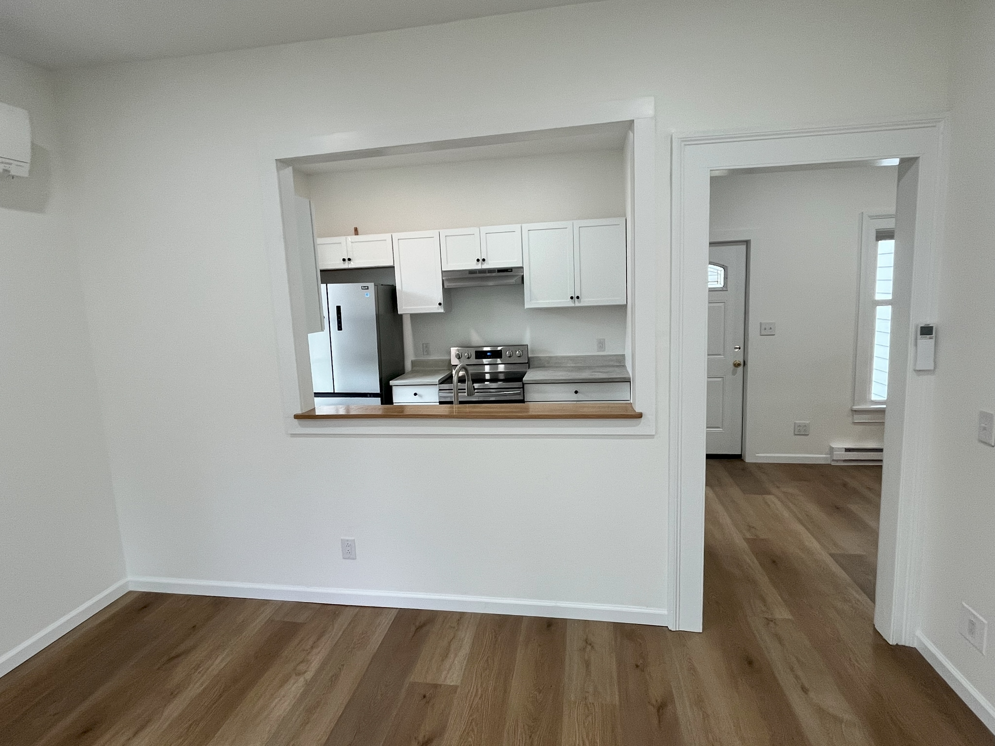 Living Room/Kitchen - 51932 NY-10