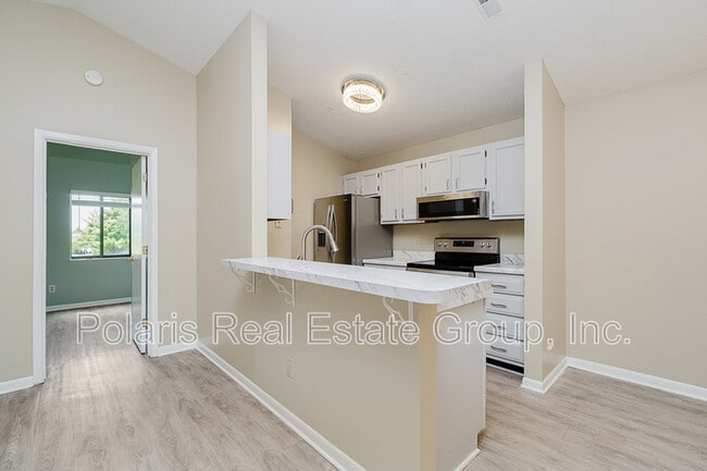 Building Photo - 4540 Village Ct