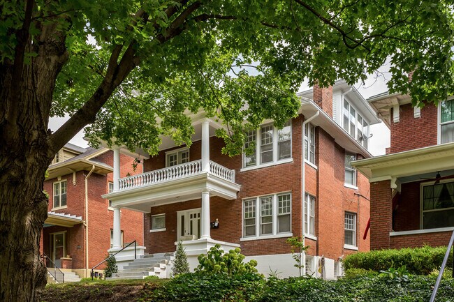 Building Photo - Eastern Parkway