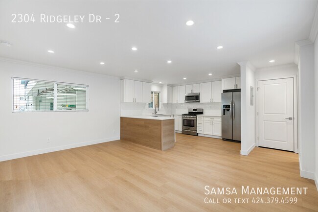 Building Photo - 2304 Ridgeley Dr