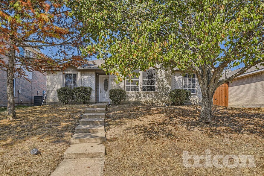 Building Photo - 2949 Monticello Ln