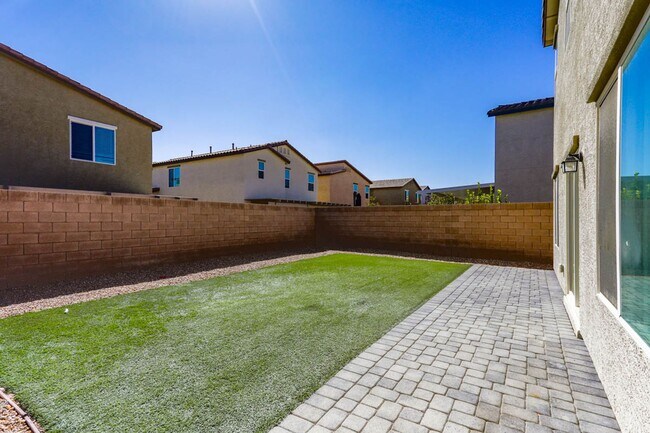 Building Photo - 4 Bedroom, with loft, North Las Vegas Home...