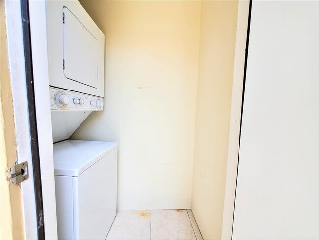 Building Photo - 66 Country Pl Ct