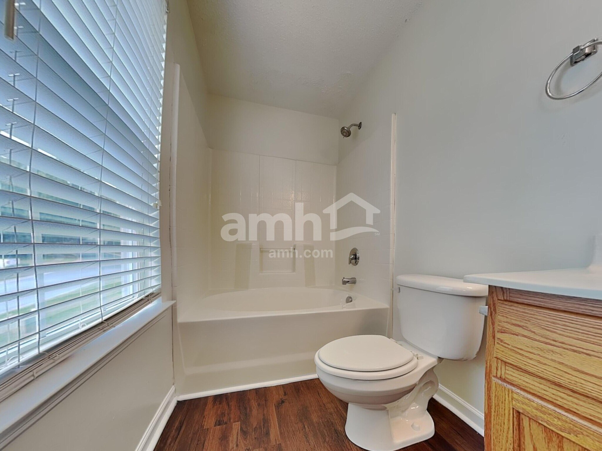 Building Photo - 155 Mott Rd