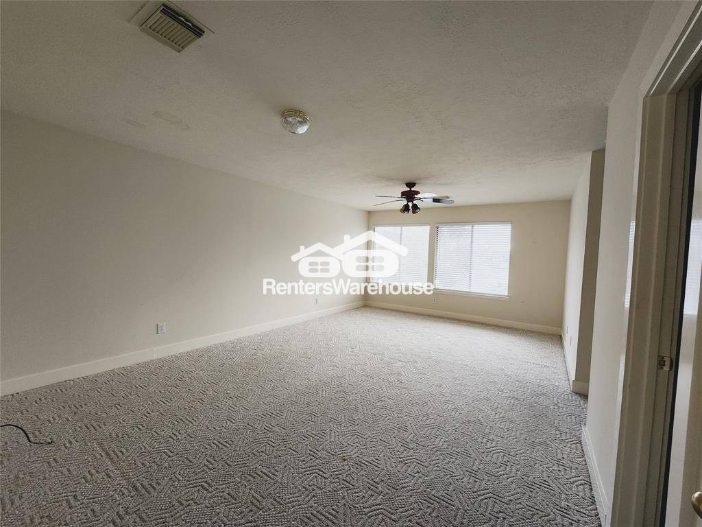 Building Photo - 15859 E Park Ct