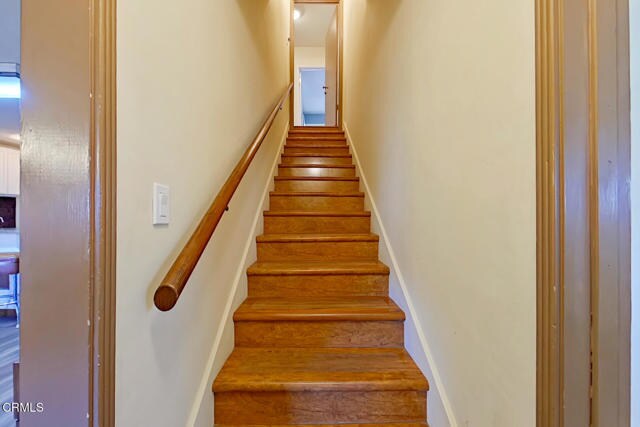 Building Photo - 1462 Glengarry Rd