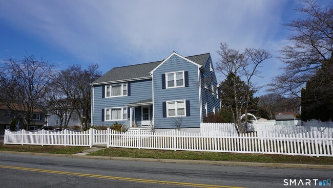 Building Photo - 228 Jennings Rd