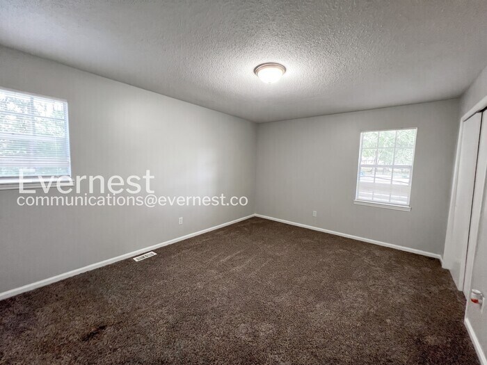 Building Photo - 5536 Cheryl Dr