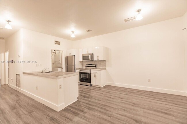 Building Photo - 445 NW 77th St