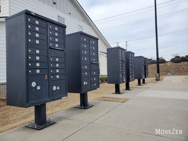 Building Photo - 132 Bromes Wy