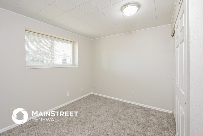 Building Photo - 2551 S Kittredge Way