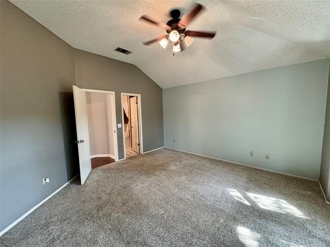 Building Photo - 8311 Edgemoor Pl