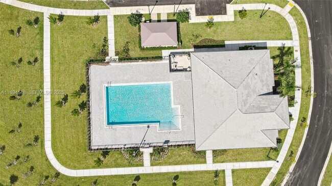 Building Photo - 29254 SW 163rd Ct