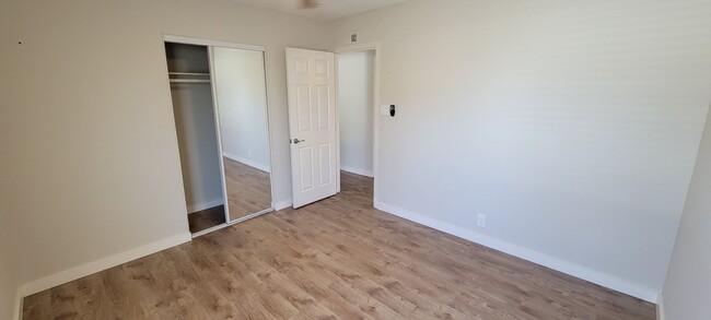 Building Photo - Beautifully complete remodeled single-stor...