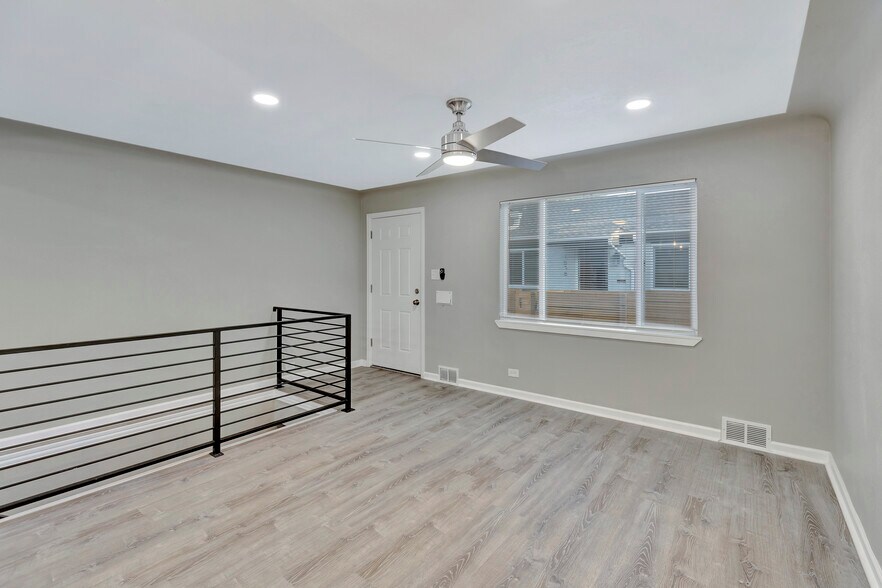 Building Photo - 1539 Fairfax St