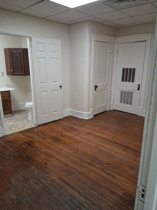 Building Photo - ADR Rentals Gephart