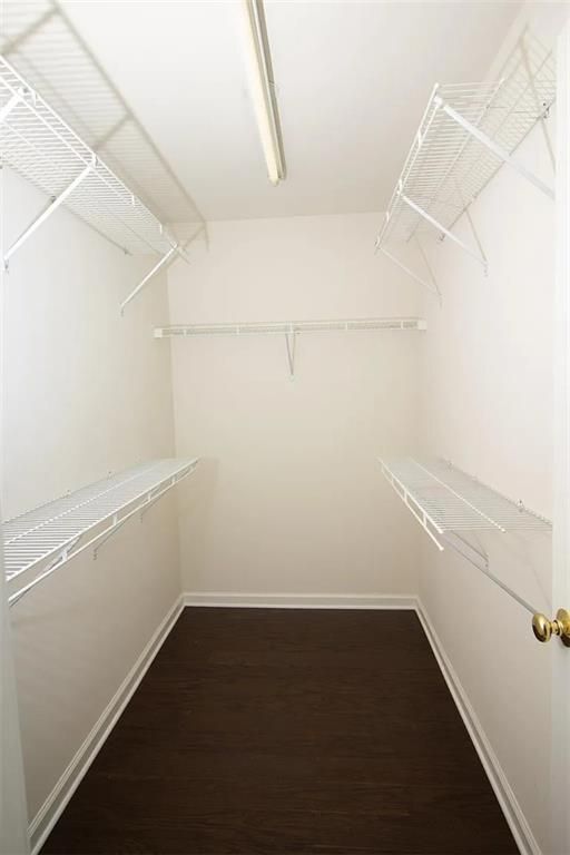 Building Photo - 5142 Manerdale Dr SE