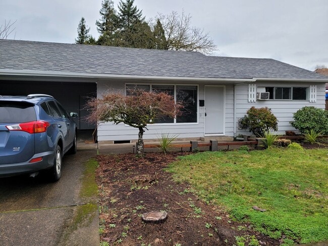 Building Photo - 2-Bedroom 1-Bathroom Duplex in Hayden Bridge