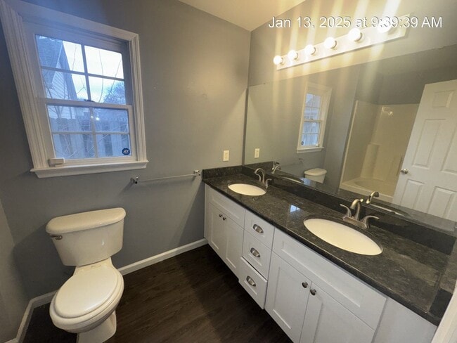 Building Photo - 6300 Bent Tree Dr