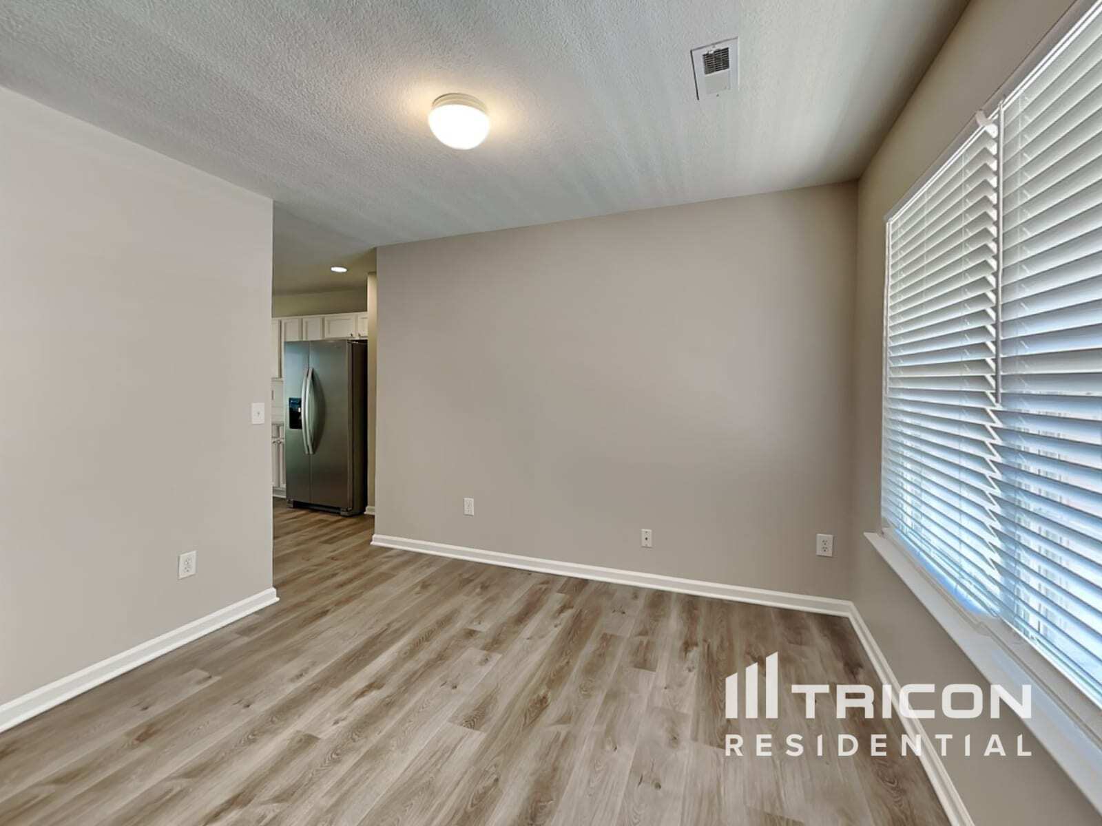 Building Photo - 20 Landing Ln