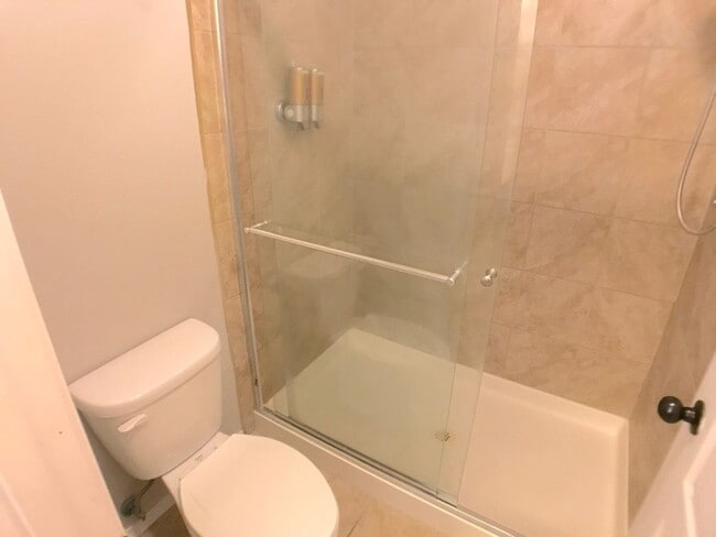 Building Photo - Modern 3 bedroom in Tierra Oeste neighborhood. NW ABQ close to I-40.