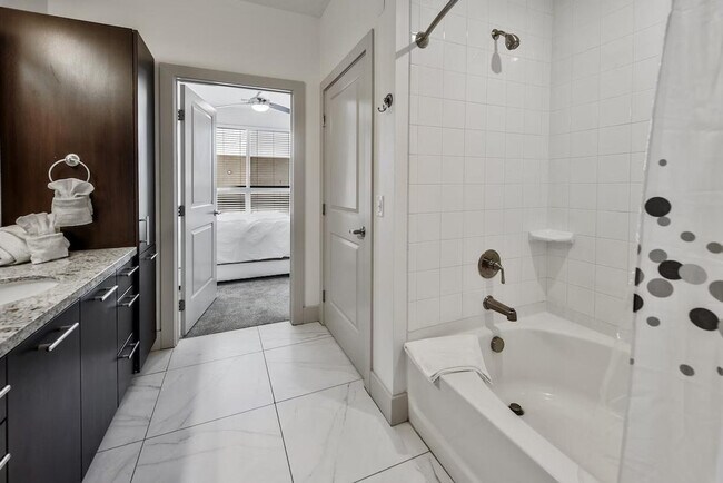 Building Photo - 4040 Twain Ave