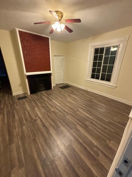 Building Photo - 1821 Courtland Ave