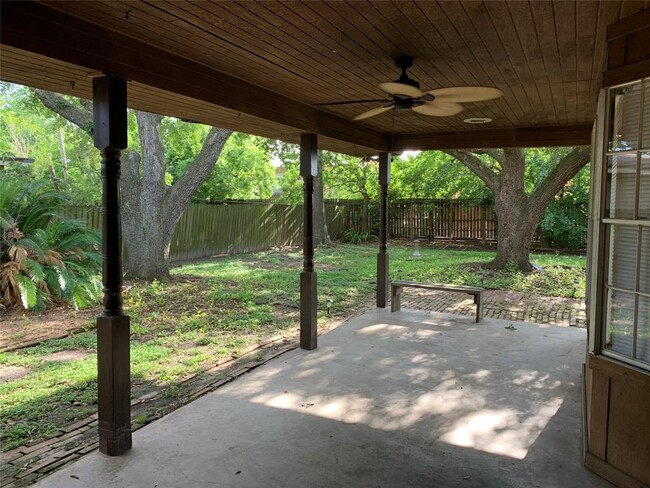 Building Photo - 8502 McAvoy Dr
