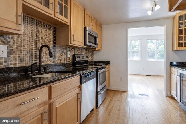 Building Photo - 8808 Allentown Rd