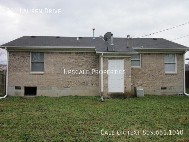 Building Photo - 301 Lauren Dr