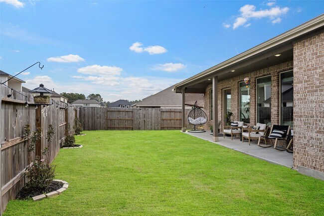 Building Photo - 29003 Spicewood Vly Dr