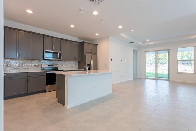 Building Photo - 6463 Trails Of Foxford Ct