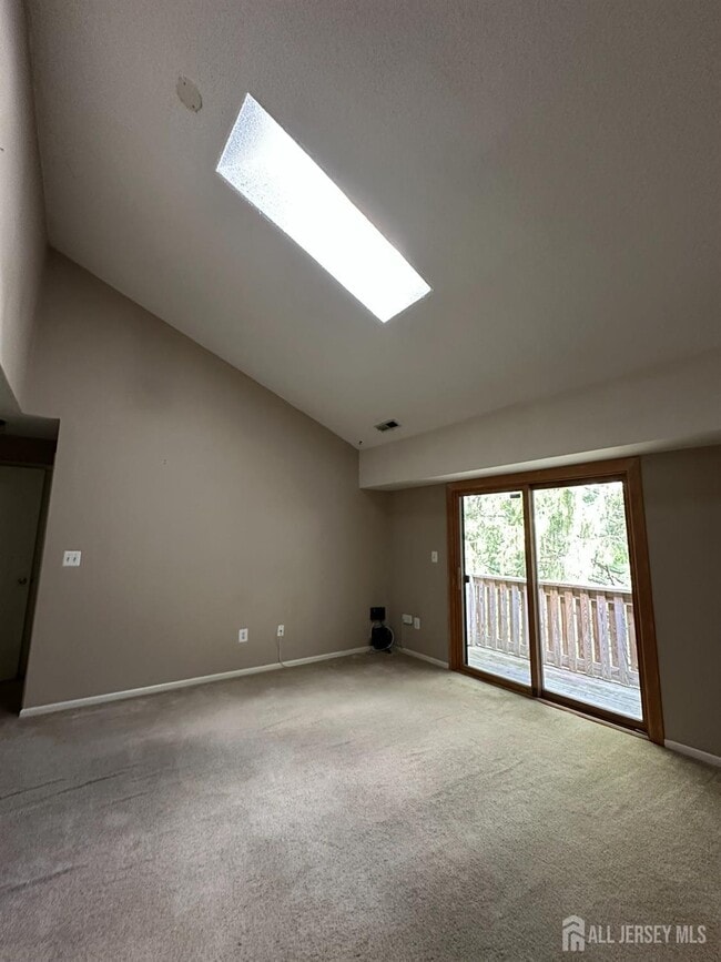 Building Photo - 1518 Ravens Crest Dr
