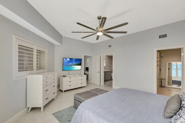 Building Photo - 205 Mainsail Cir