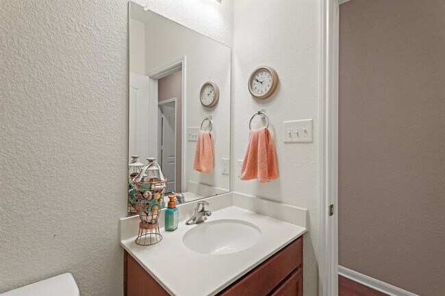 Building Photo - 20868 Langworth Pl