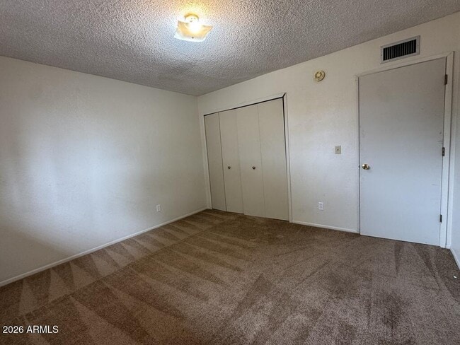 Building Photo - 1281 N Catalina Dr