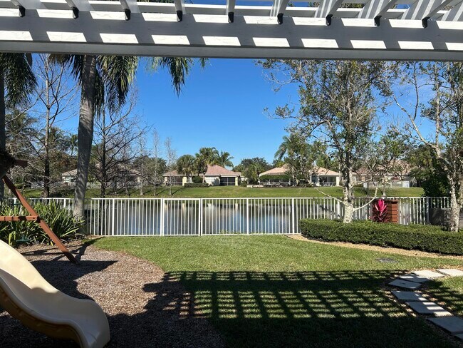 Building Photo - 8455 Belize Pl