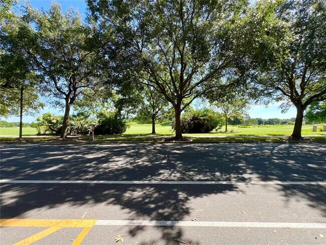 Building Photo - 7138 Five Oaks Dr