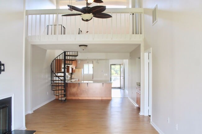 Building Photo - For Rent! Right on the Lynnhaven Inlet!