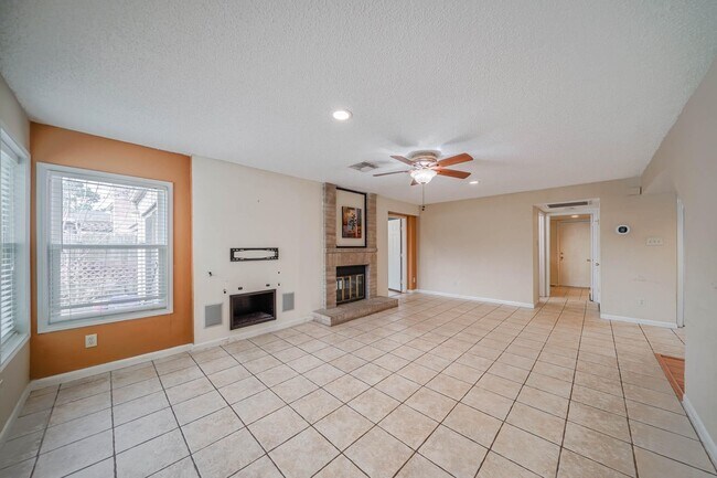 Building Photo - 3414 Ashfield Dr