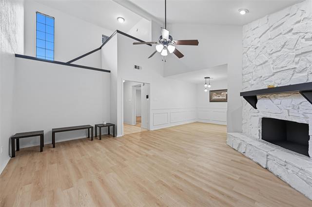 Building Photo - 1603 Brentwood Dr