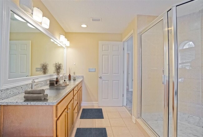 Building Photo - 111 S Melville Ave