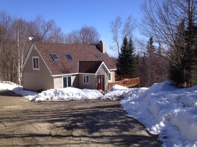 Primary Photo - 6 Alpine Dr
