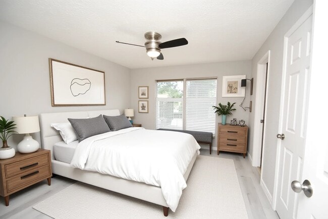 Building Photo - 2515 Yoakum Blvd