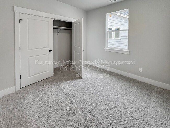 Building Photo - 152 S Koyukuk Ln