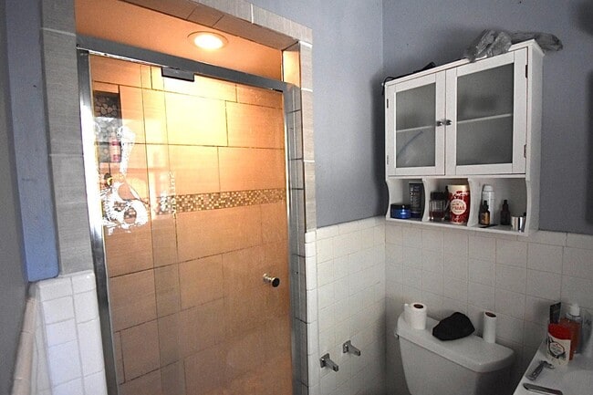 Building Photo - 2802 54th St